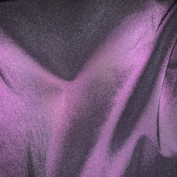 Le Chateau Made in Canada Dress - Picture 6 of 6